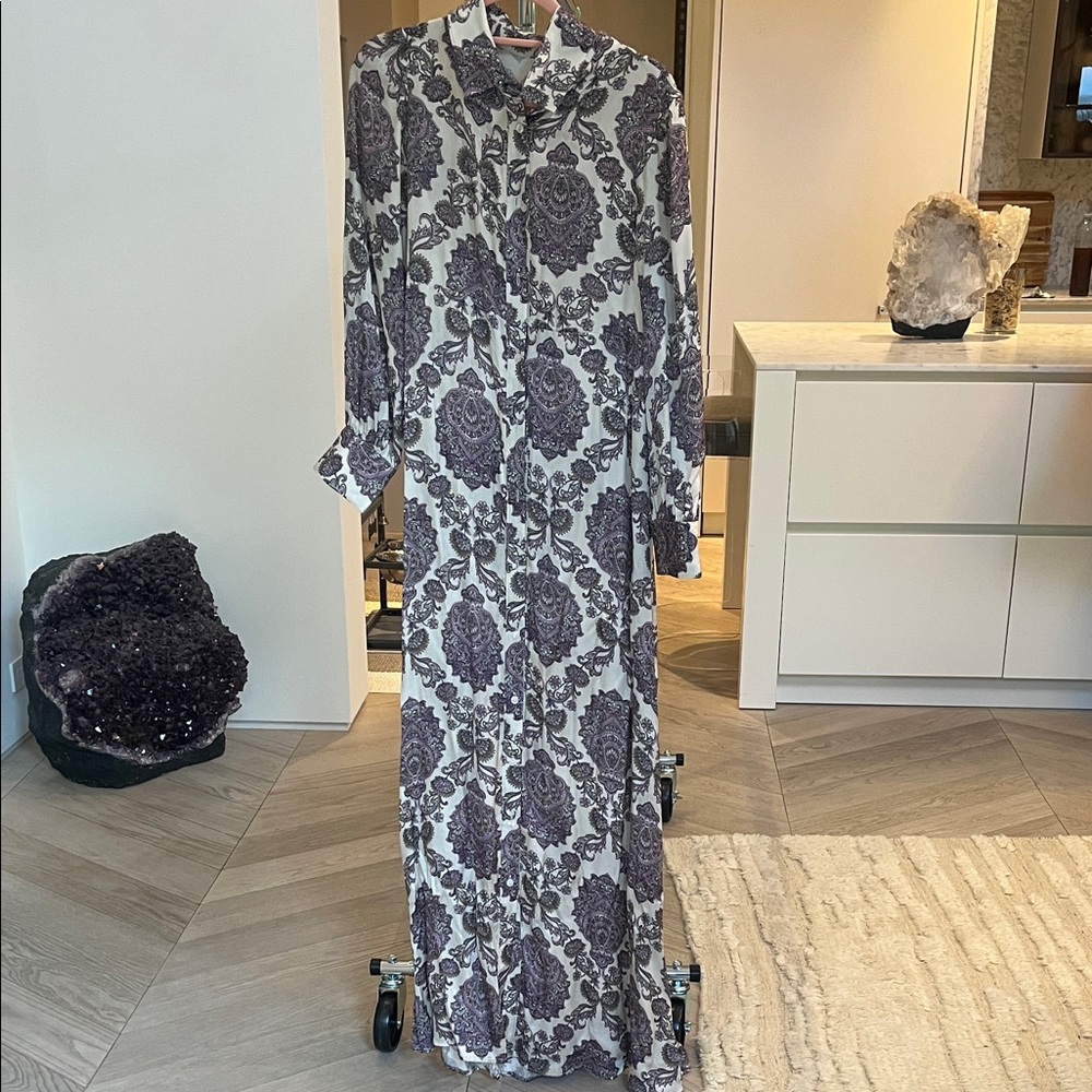 Chic Floral Maxi Dress in Purple and White